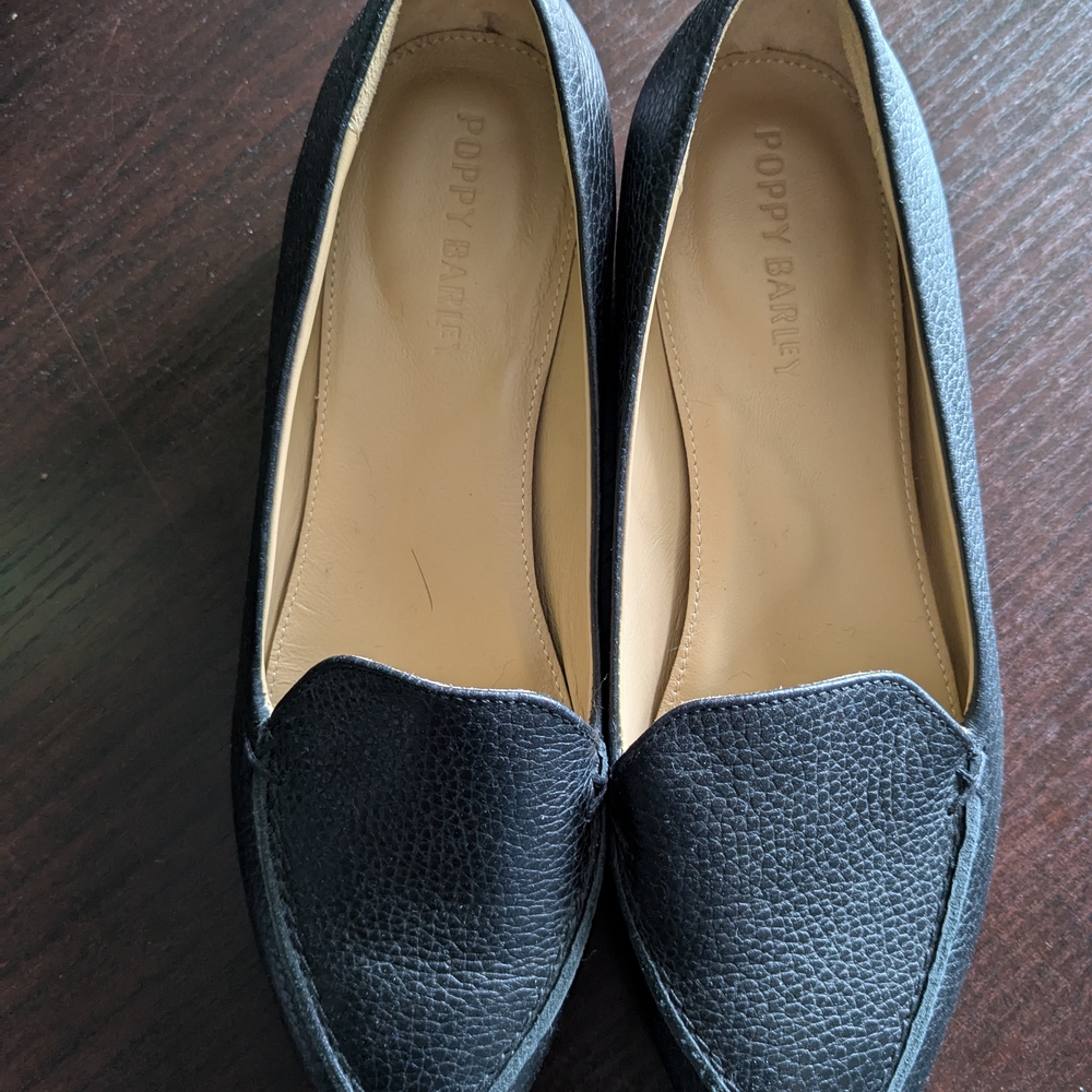Poppy Barley Women's Black Loafers